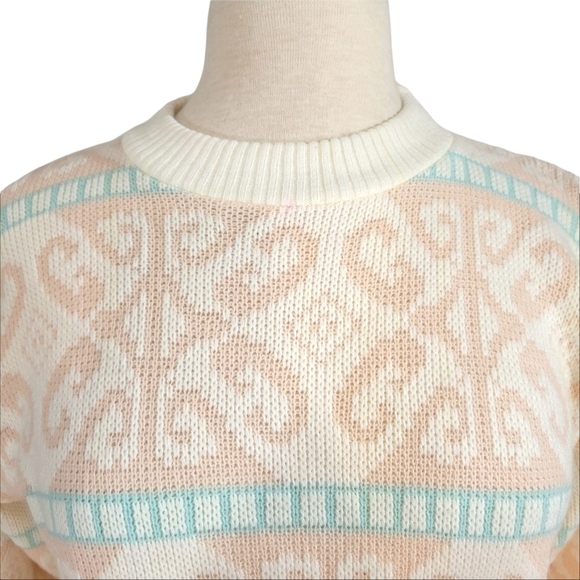 80s Vintage Blush Pink & Blue Retro Sweater - Picture 2 of 5